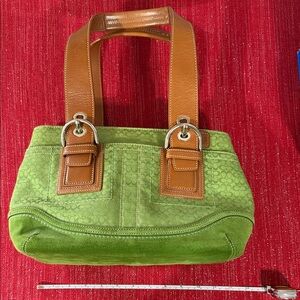 Coach f10927 soho signature green